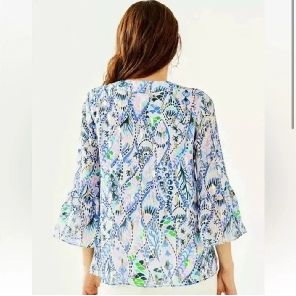 Perfect LILLY PULITZER ELENORA SILK BLOUSE TAILS OF THE SEA METALLICS Small - Picture 2 of 9